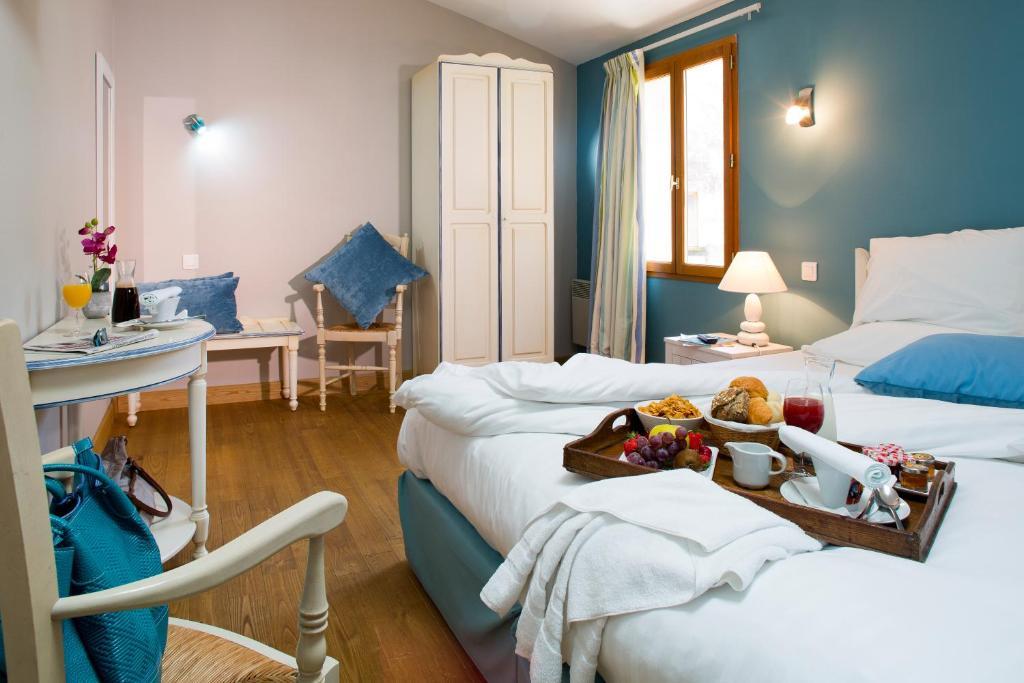 Logis Hotel Les Flots Bleus Beaulieu-sur-Dordogne Pokój zdjęcie